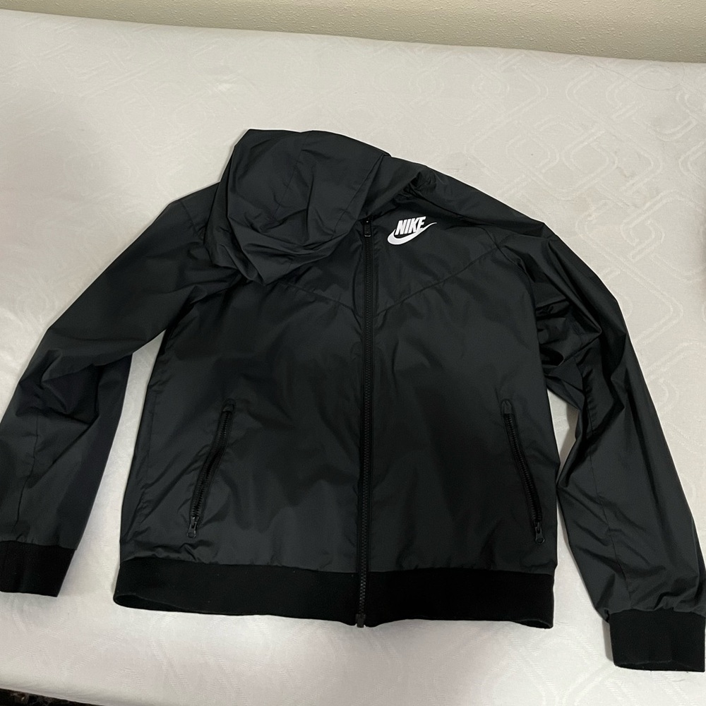 Nike kids XL wind breaker